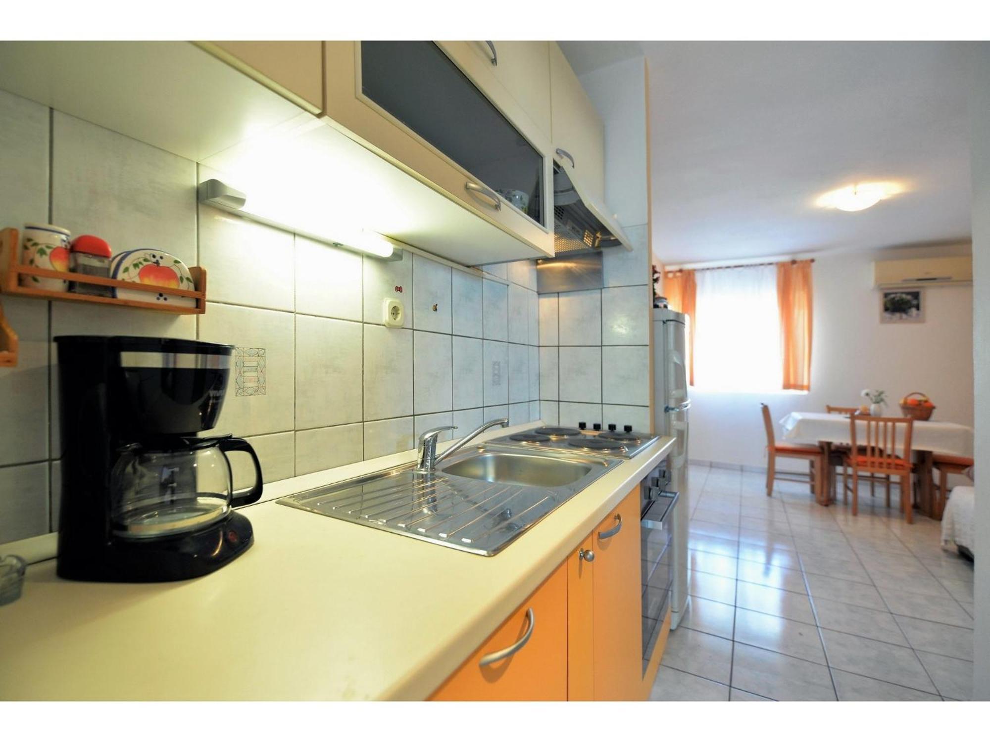 Apartments Kostelic Murter Zimmer foto